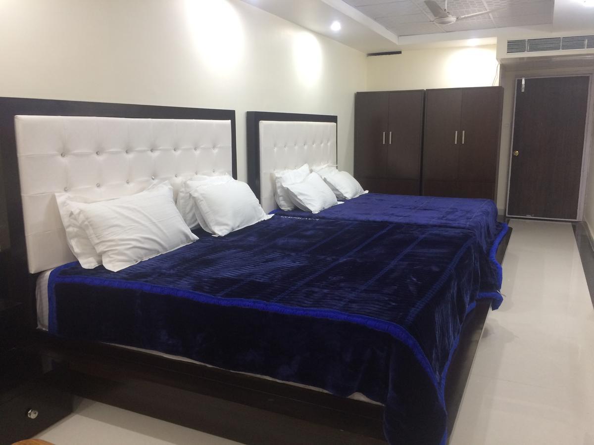 Hotel Platinum Plaza Rohtak Dış mekan fotoğraf