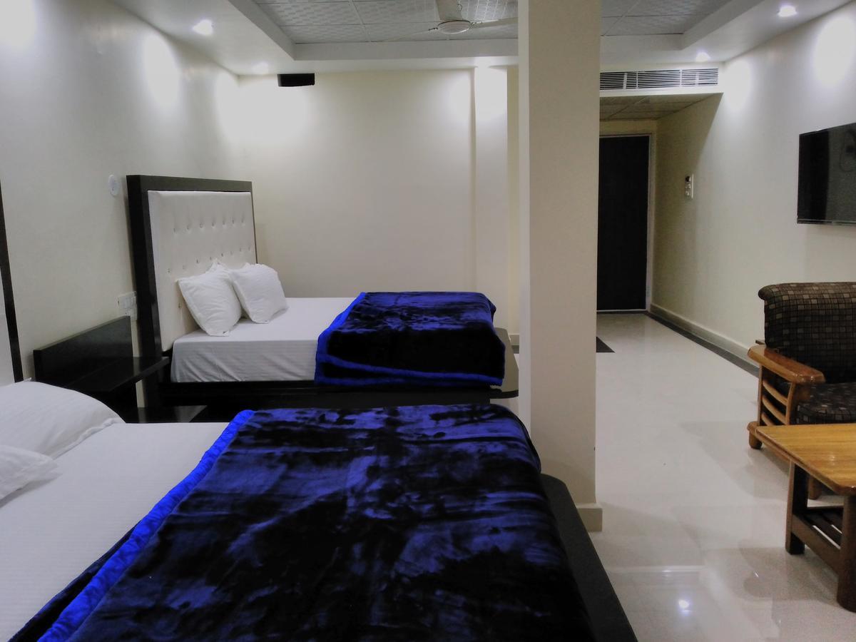 Hotel Platinum Plaza Rohtak Dış mekan fotoğraf