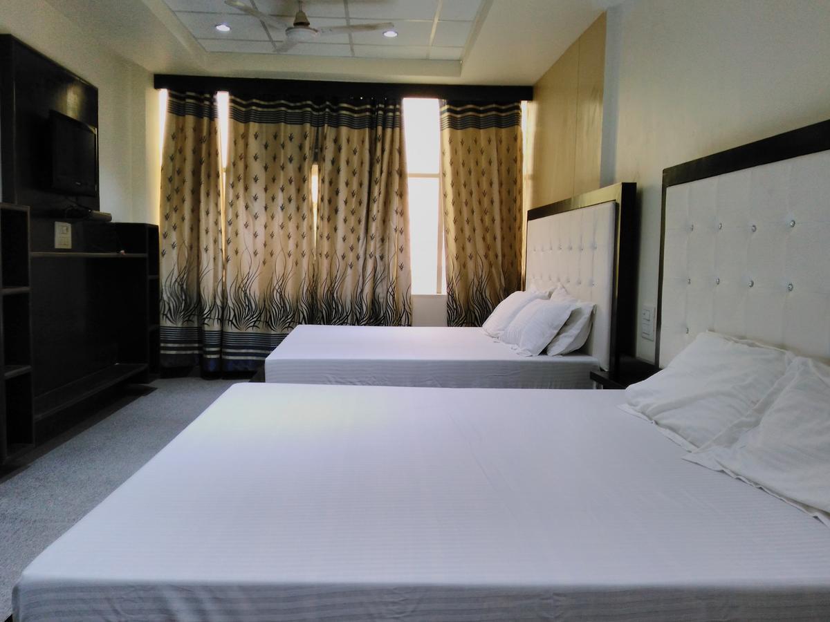 Hotel Platinum Plaza Rohtak Dış mekan fotoğraf