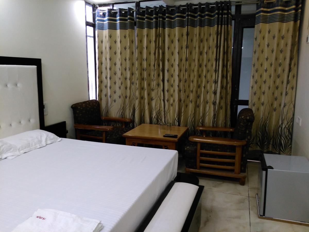 Hotel Platinum Plaza Rohtak Dış mekan fotoğraf