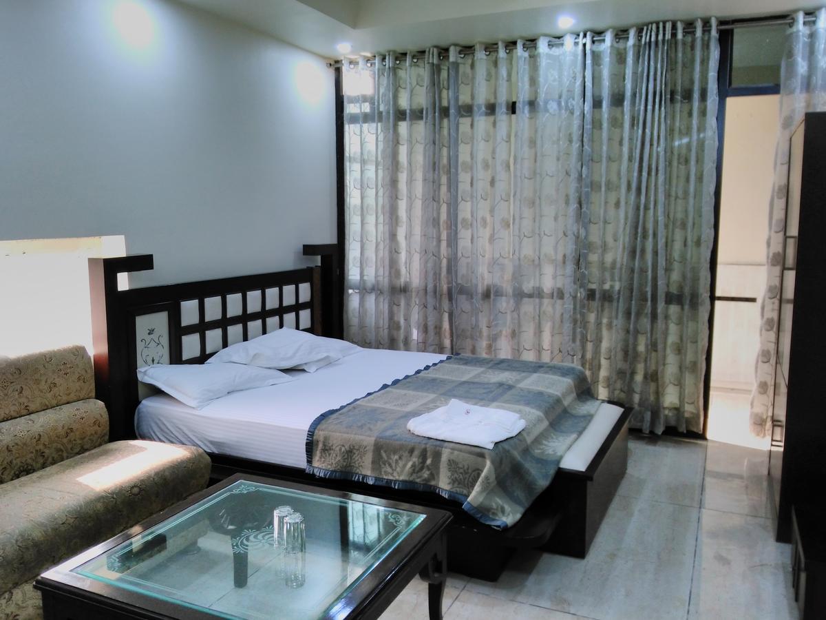 Hotel Platinum Plaza Rohtak Dış mekan fotoğraf