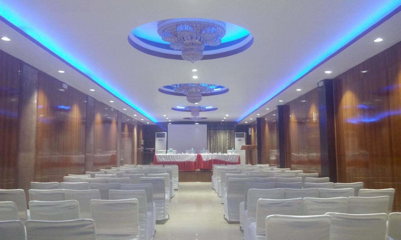 Hotel Platinum Plaza Rohtak Dış mekan fotoğraf