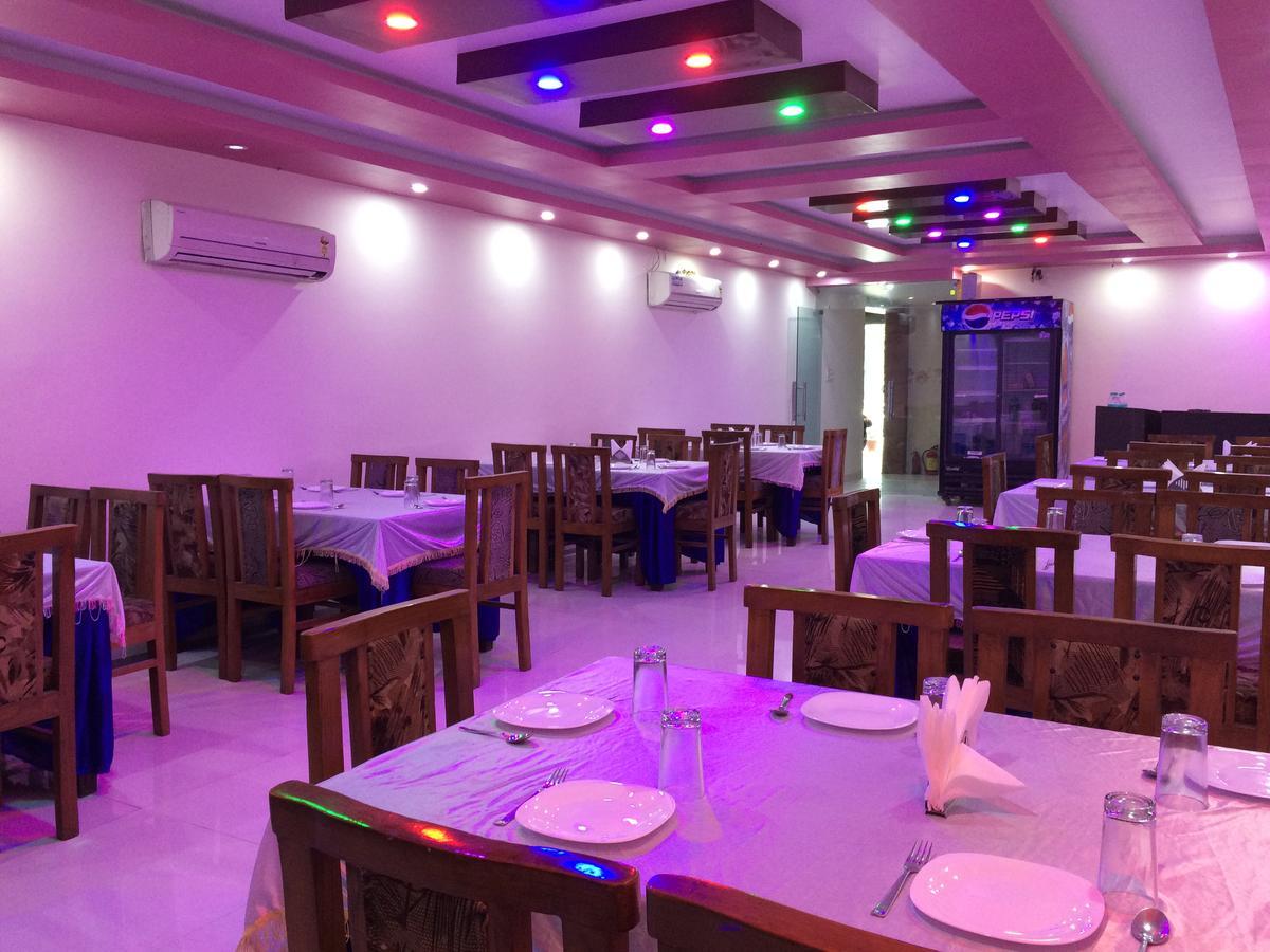 Hotel Platinum Plaza Rohtak Dış mekan fotoğraf